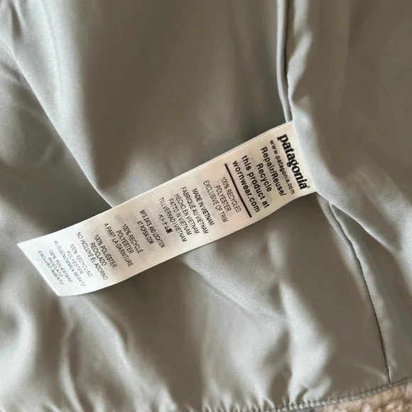 NWT Patagonia Lunar Dusk Jacket in Winter Bark Sleet Green